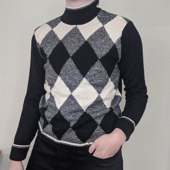 VIntage Black and White Argyle Turtleneck Sweater - Picture 1 of 4